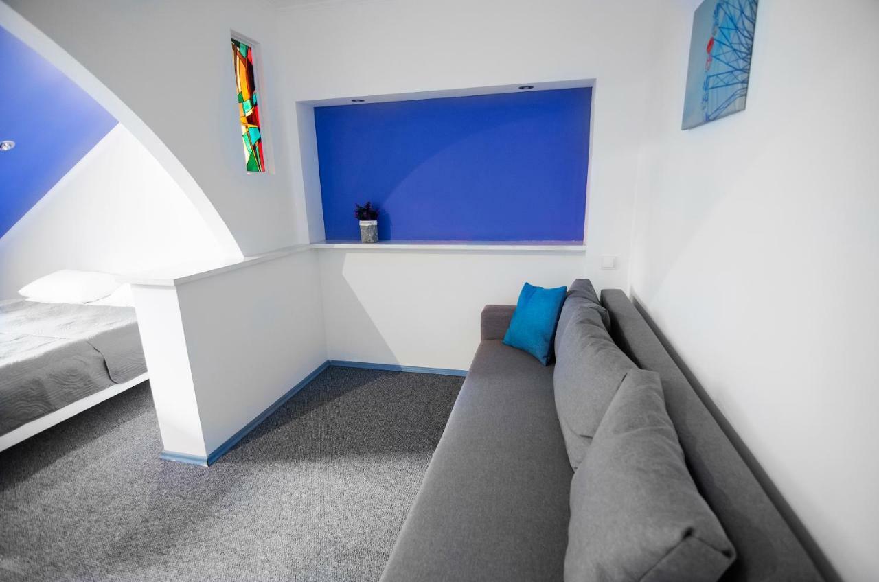 Friends Hostel Lviv Rustaveli Str Dış mekan fotoğraf